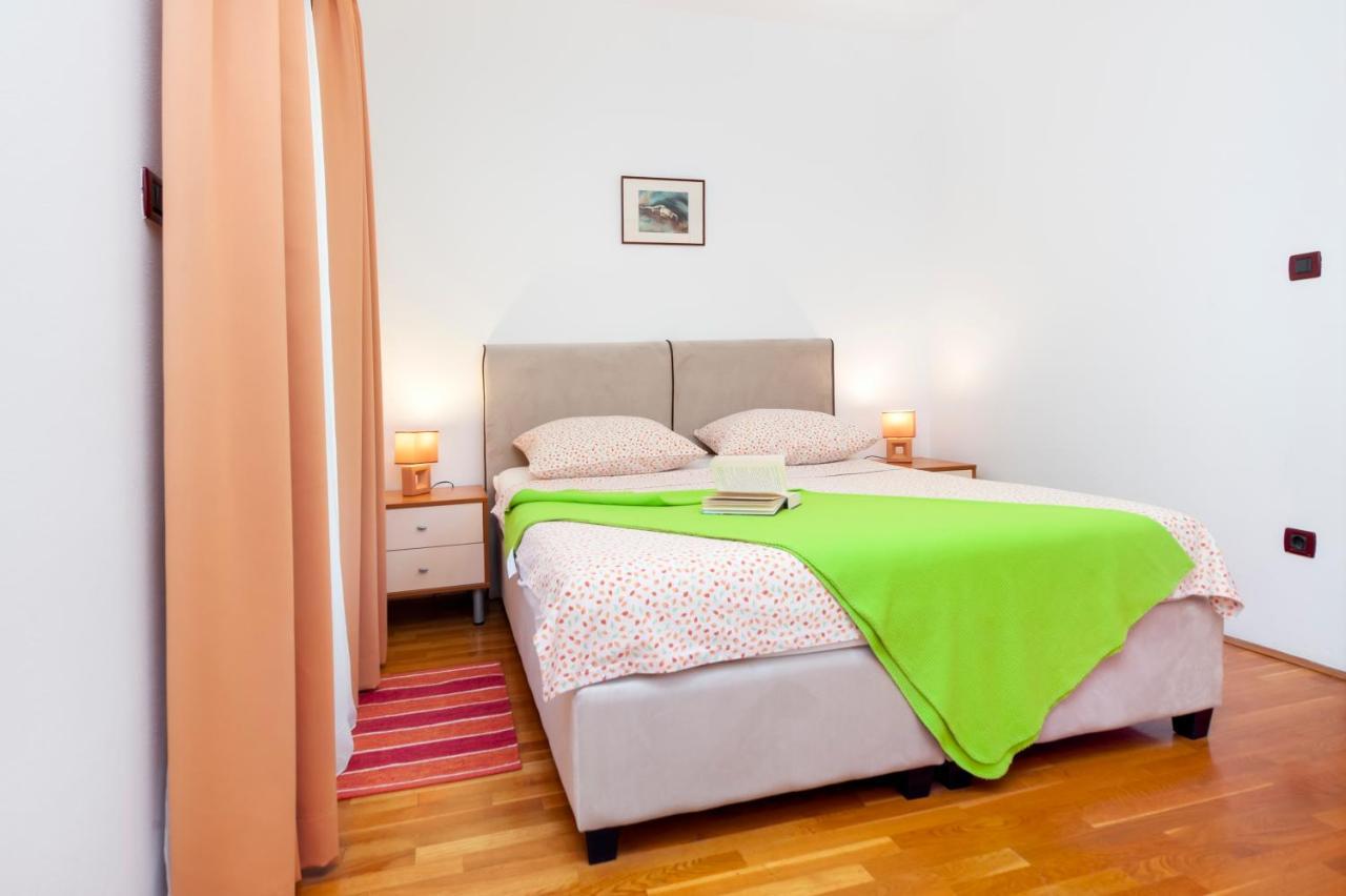 Apartment Mara *