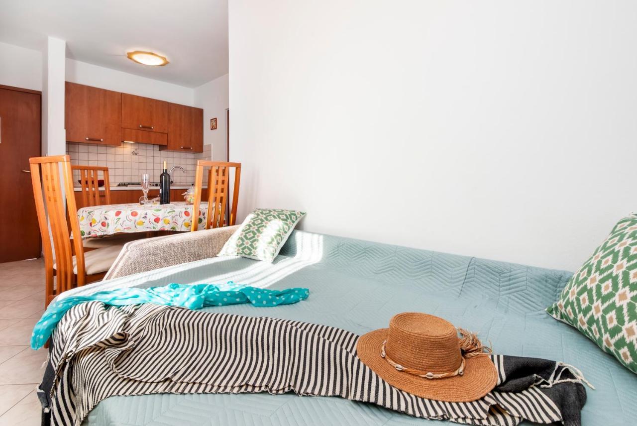 Mara Apartment *